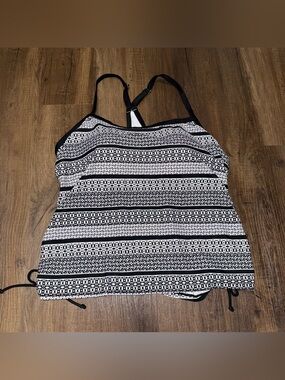 NWT South Point Plus Geometric Printed Tankini Swimsuit Top - Black & White